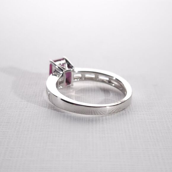 Bixbite and White Topaz Ring Size 5 - Picture 7 of 10